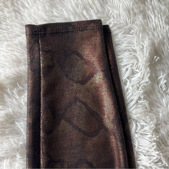 Mother Black High Waisted Seamless Looker Ankle Pants - 27 - Picture 3 of 10